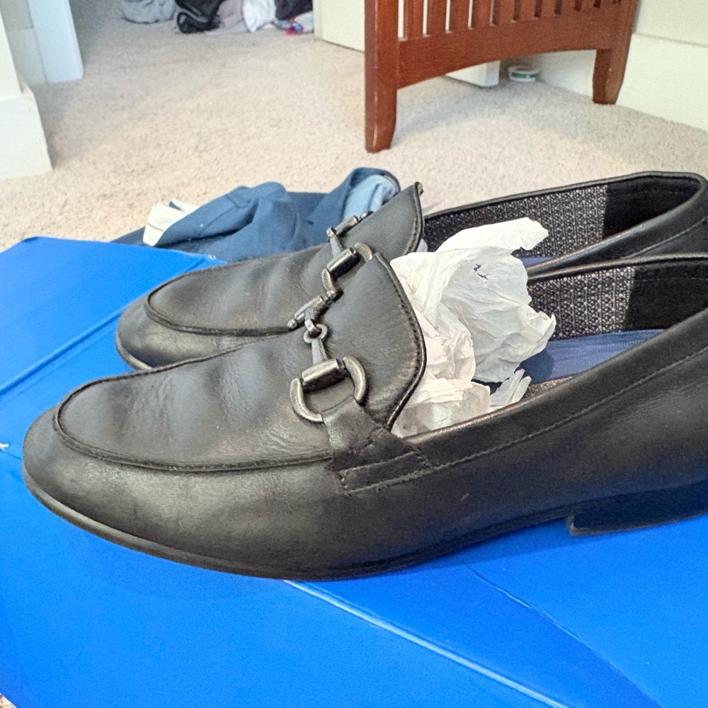 Vince Camuto Black Leather Bit-Detail Slip-On Loafers